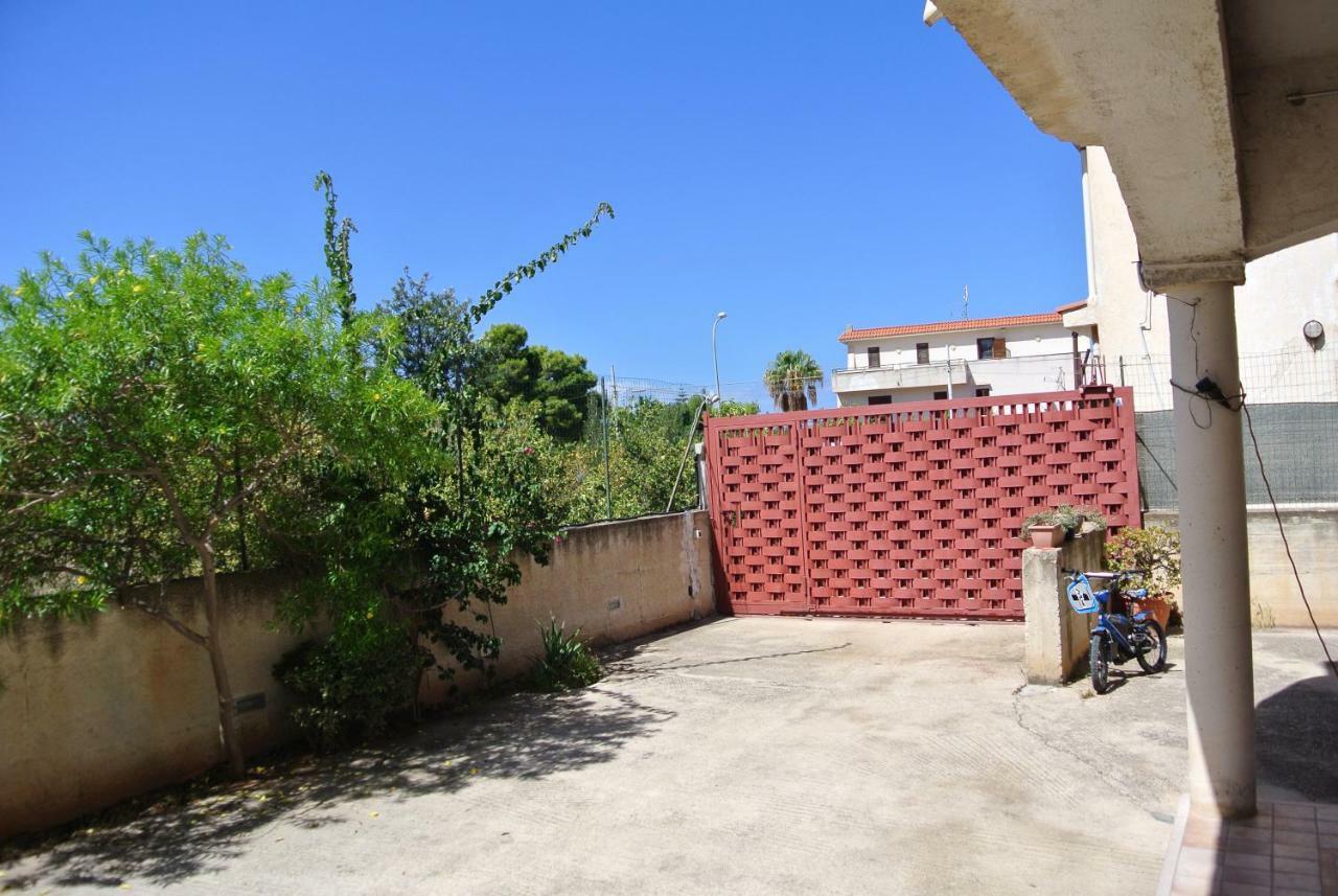 Appartement Vacanze Sicilia à Trappeto  Extérieur photo